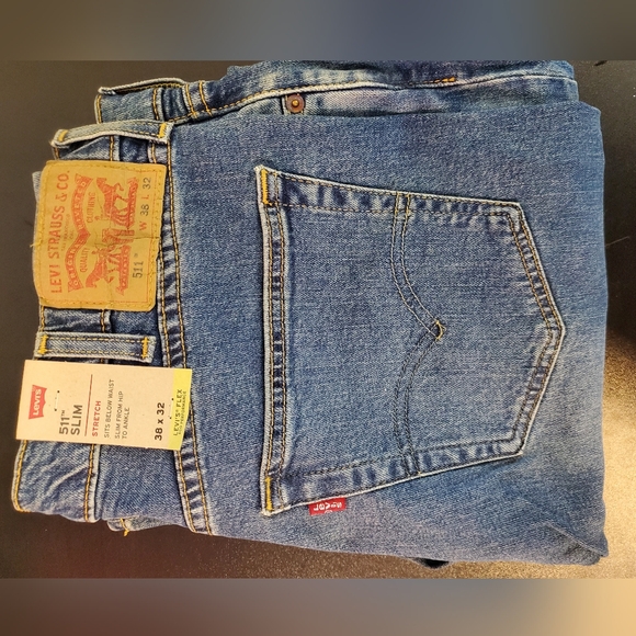 Men's Levi's- 511 Slim Fit Jeans - Picture 5 of 10